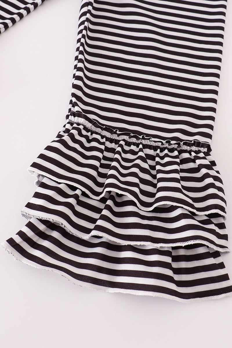 Purple halloween witch applique pants set