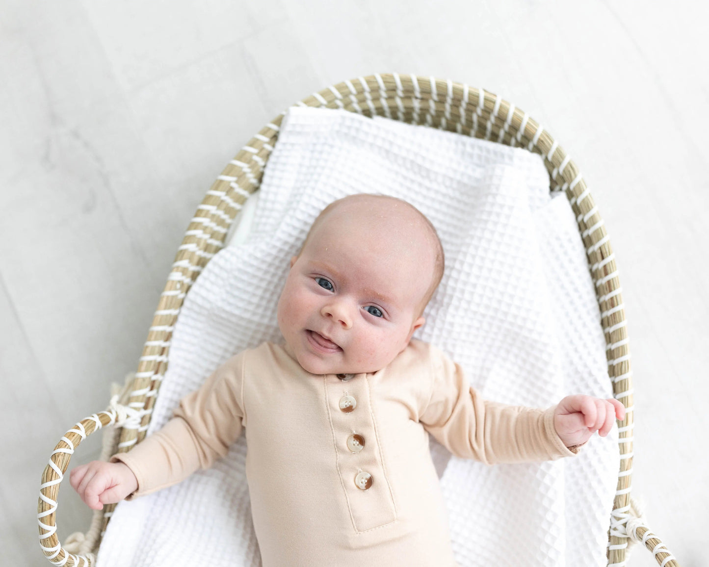 Knotted Baby Gown Set - Gender-Neutral Newborn Clothes - Sand